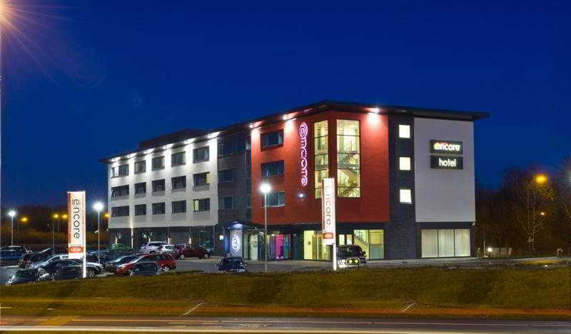 Pentahotel Hotel 4*